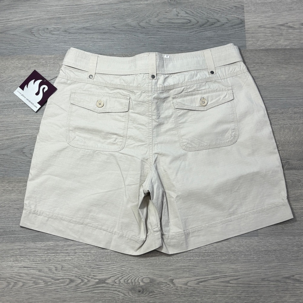 Gloria Vanderbilt‎ Short with Belt - size 12 NWT - Picture 5 of 7